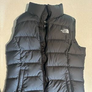 Great condition vest, my daughter just outgrew it.